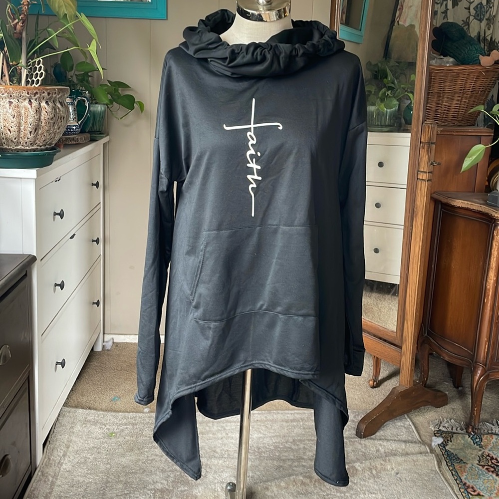 Youboya long black hoodie, size XXL